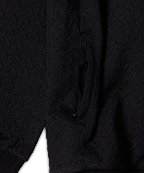 Pacific GOLF CLUB（パシフィックゴルフクラブ）の「【MEN】EMBOSS JQ ZIP BLOUSON（ブルゾン・メンズ・ブラック/ベージュ・M/L/XL）」の6枚目の写真