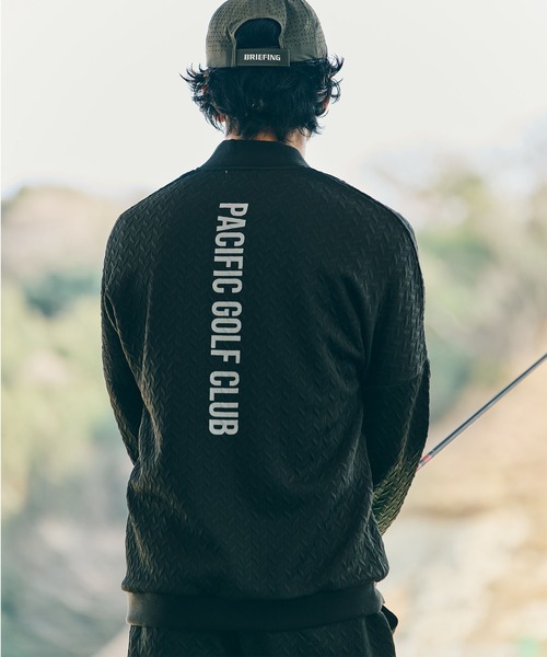 Pacific GOLF CLUB（パシフィックゴルフクラブ）の「【MEN】EMBOSS JQ ZIP BLOUSON（ブルゾン・メンズ・ブラック/ベージュ・M/L/XL）」の14枚目の写真