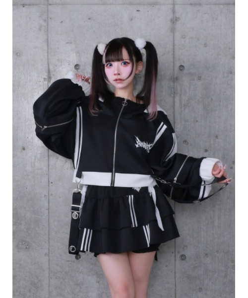 Amilige(アミリージュ)の「ハイウエストフリルジャージパンツ(その他パンツ・レディース・ブラック×ホワイト/ホワイト×ブルー/ブラック×パープル/ブラック×ピンク・FREE)」の11枚目の写真
