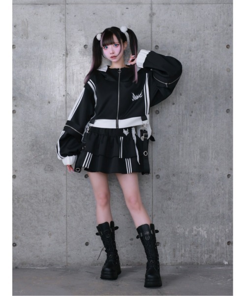 Amilige(アミリージュ)の「ハイウエストフリルジャージパンツ(その他パンツ・レディース・ブラック×ホワイト/ホワイト×ブルー/ブラック×パープル/ブラック×ピンク・FREE)」の10枚目の写真