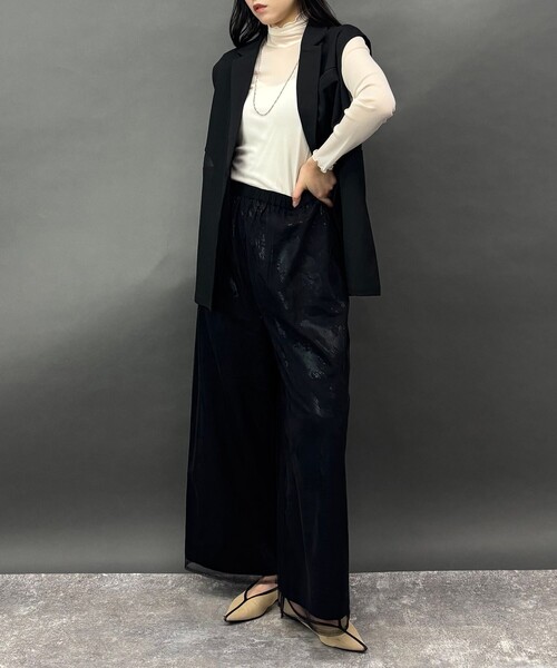 NICOLE white（ニコルホワイト）の「異素材切替ジレ（ベスト・レディース・ブラック・FREE）」の11枚目の写真