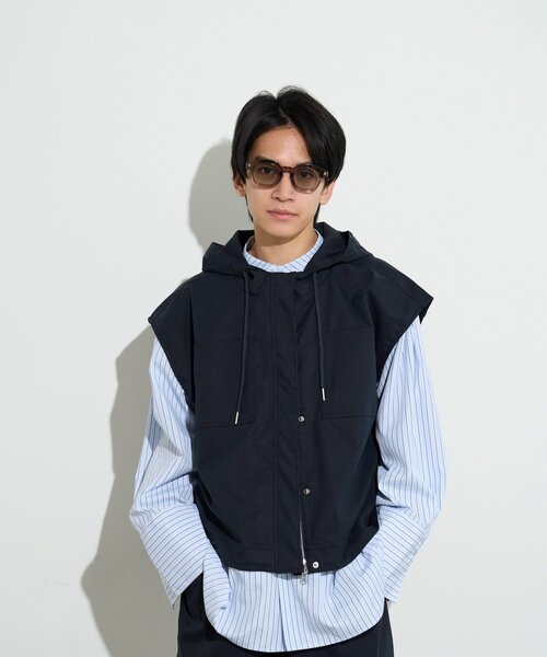 BIRTHDAY BAR(バースデイバー)の「【B-DAY STORE】フーディーベスト メンズ(ベスト・メンズ・ベージュ/ネイビー・0)」の7枚目の写真