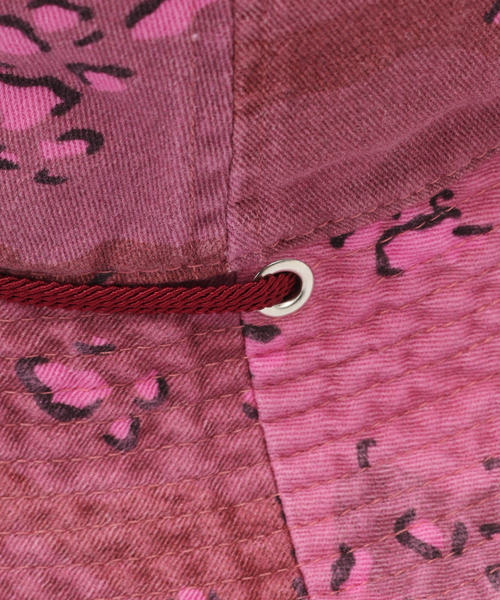 B.C STOCK（ベーセーストック）の「sublimeroe / サブライムロー DYED CAMO SAFARI HAT（ハット・メンズ・ピンク/グリーン/ブラック/ネイビー・FREE）」の10枚目の写真