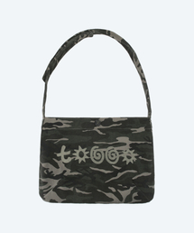 TONY LAWRENCE（トニーローレンス）の「カモワッフルクロスバッグカーキ（メッセンジャーバッグ）」