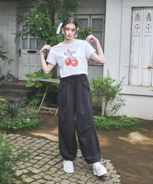 Lovilyn(ラヴィリン)の「チェリーチビT(Tシャツ/カットソー・レディース・ブラック/ホワイト・FREE)」の8枚目の写真