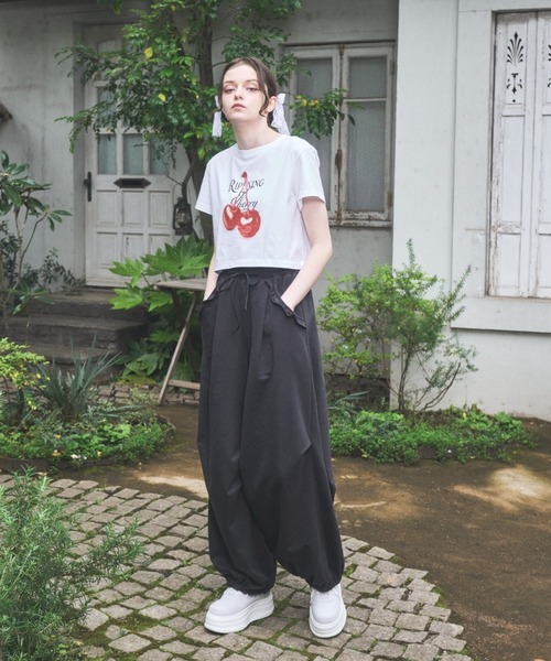 Lovilyn(ラヴィリン)の「チェリーチビT(Tシャツ/カットソー・レディース・ブラック/ホワイト・FREE)」の15枚目の写真