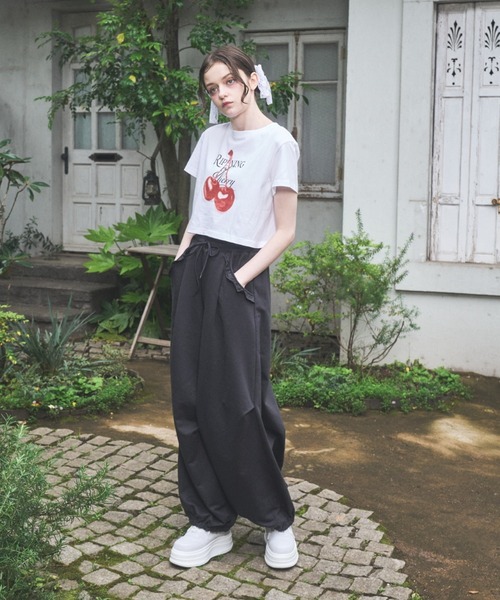 Lovilyn(ラヴィリン)の「チェリーチビT(Tシャツ/カットソー・レディース・ブラック/ホワイト・FREE)」の16枚目の写真
