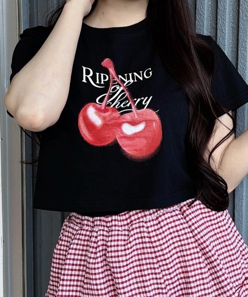 Lovilyn(ラヴィリン)の「チェリーチビT(Tシャツ/カットソー・レディース・ブラック/ホワイト・FREE)」の19枚目の写真