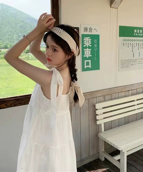 shopnikoniko(ショップニコニコ)の「ワンピース 夏 ミディ丈 ショルダーリボン フレアキャミワンピース(ワンピース・レディース・ホワイト/ブルー・フリー)」の6枚目の写真