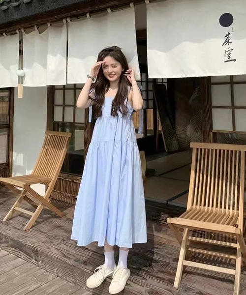 shopnikoniko(ショップニコニコ)の「ワンピース 夏 ミディ丈 ショルダーリボン フレアキャミワンピース(ワンピース・レディース・ホワイト/ブルー・フリー)」の12枚目の写真