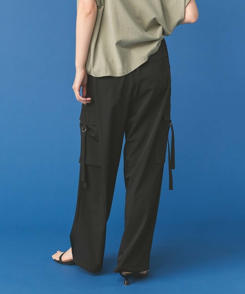 RAW FUDGE(ローファッジ)の「ツイルカーゴワイドパンツ(その他パンツ・レディース・ベージュ/ブラック・FREE)」の18枚目の写真