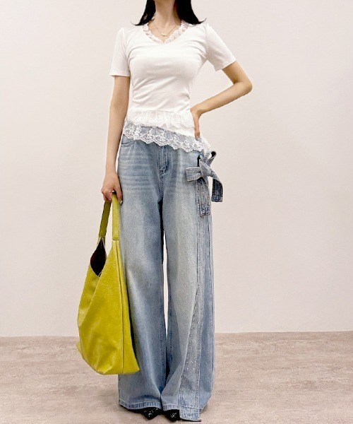 CLOTHY(クロシィ)の「【ちょい甘×ちょい色気×抜け感】レース使いアシメトップス(Tシャツ/カットソー・レディース・オフホワイト/ブラック・FREE)」の13枚目の写真