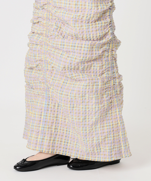IENA LA BOUCLE(イエナラブークル)の「IENA LA BOUCLE シアーチェックシャーリングスカート(スカート・レディース・ダークラベンダー・38/36)」の4枚目の写真