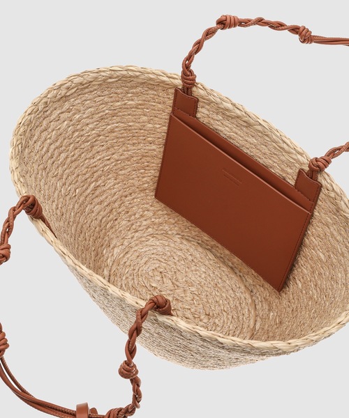 JIL SANDER（ジルサンダー）の「TANGLE BUCKET SM（トートバッグ・レディース・ブラック系/ブラウン系・UNI）」の3枚目の写真