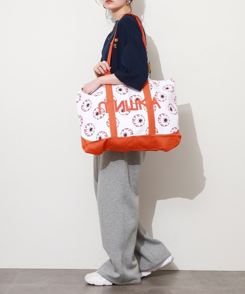 MISHKA(ミシカ)の「MISHKA × Carrot CARROTS TOTE BAG ミシカ×キャロッツ コラボトートバッグ(トートバッグ・メンズ・オレンジ/パープル・FREE)」の8枚目の写真
