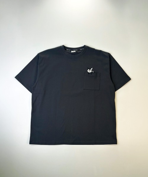 T-MAC OUTING(ティーマック アウティング)の「接触冷感 冷感天竺 キツネのぞき刺繍 半袖Tシャツ(Tシャツ/カットソー・メンズ・セージグリーン/チャコール/ホワイト・M)」の2枚目の写真