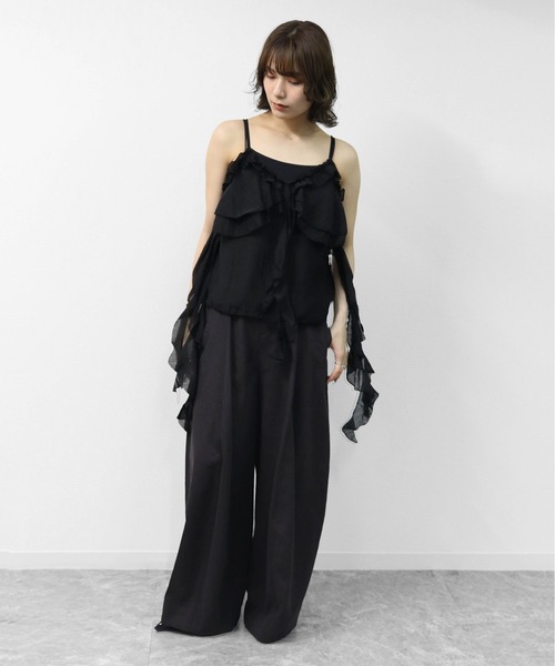 THE CELL.(ザセルドット)の「マルチフリル キャミソール MULTI-FRILL CAMISOLE(キャミソール・レディース・ブラック/グレー/オフホワイト・FREE)」の19枚目の写真