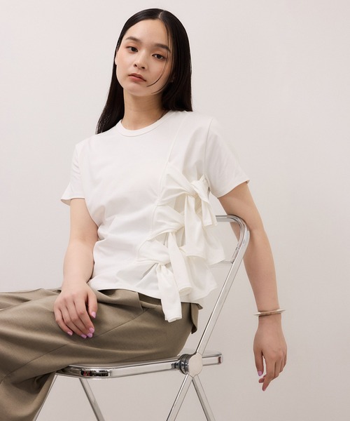 ADAM ET ROPE'(アダムエロペ)の「【サステナブル】リボンプルオーバー/接触冷感/UVカット/吸水速乾(Tシャツ/カットソー・レディース・ダークブラウン/ホワイト/サックスブルー・FREE)」の15枚目の写真