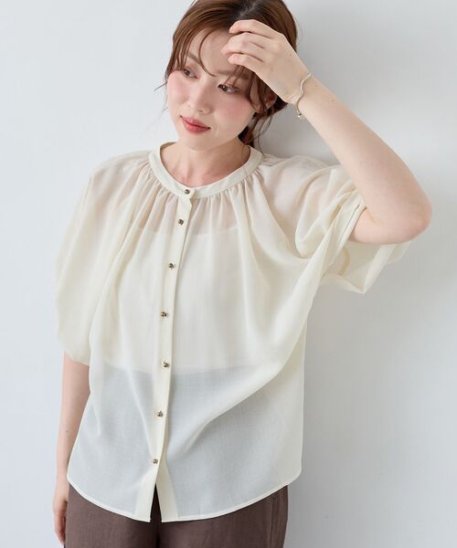 le.coeur blanc（ルクールブラン）の「ドットバルーンスリーブブラウス（シャツ/ブラウス・レディース・チャコールグレー/サックスブルー/オフホワイト・38）」の7枚目の写真
