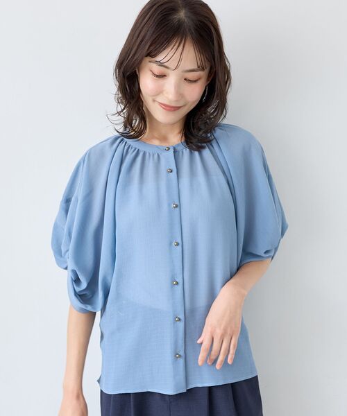 le.coeur blanc（ルクールブラン）の「ドットバルーンスリーブブラウス（シャツ/ブラウス・レディース・チャコールグレー/サックスブルー/オフホワイト・38）」の18枚目の写真