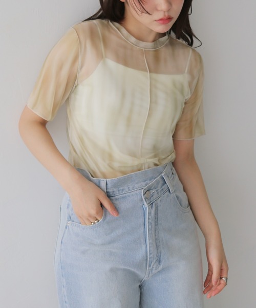 cheriella(シェリエラ)の「【cheriella】前後2WAYニュアンスウェーブホールシアートップス 半袖 2-WAY NUANCE WAVE HOLE SHEER TOPS(Tシャツ/カットソー・レディース・ブルー/ダークグレー/アイボリー/ブラウン/グリーン・FREE)」の2枚目の写真