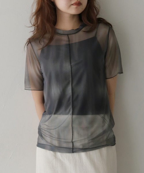 cheriella(シェリエラ)の「【cheriella】前後2WAYニュアンスウェーブホールシアートップス 半袖 2-WAY NUANCE WAVE HOLE SHEER TOPS(Tシャツ/カットソー・レディース・ブルー/ダークグレー/アイボリー/ブラウン/グリーン・FREE)」の13枚目の写真