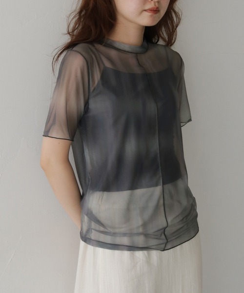 cheriella(シェリエラ)の「【cheriella】前後2WAYニュアンスウェーブホールシアートップス 半袖 2-WAY NUANCE WAVE HOLE SHEER TOPS(Tシャツ/カットソー・レディース・ブルー/ダークグレー/アイボリー/ブラウン/グリーン・FREE)」の17枚目の写真