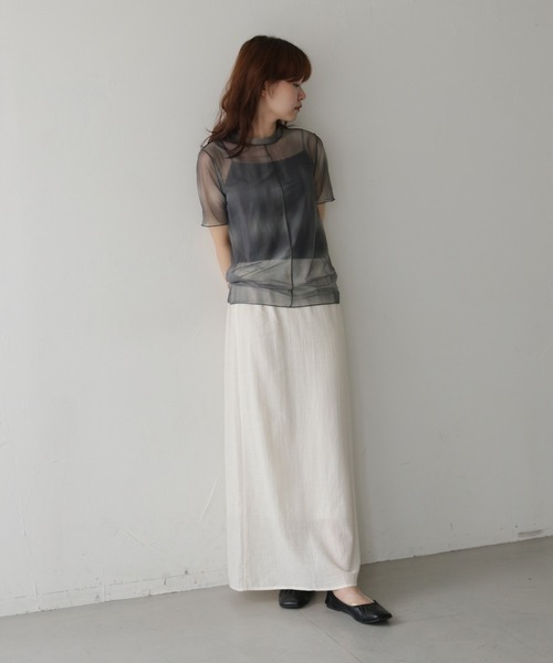 cheriella(シェリエラ)の「【cheriella】前後2WAYニュアンスウェーブホールシアートップス 半袖 2-WAY NUANCE WAVE HOLE SHEER TOPS(Tシャツ/カットソー・レディース・ブルー/ダークグレー/アイボリー/ブラウン/グリーン・FREE)」の10枚目の写真