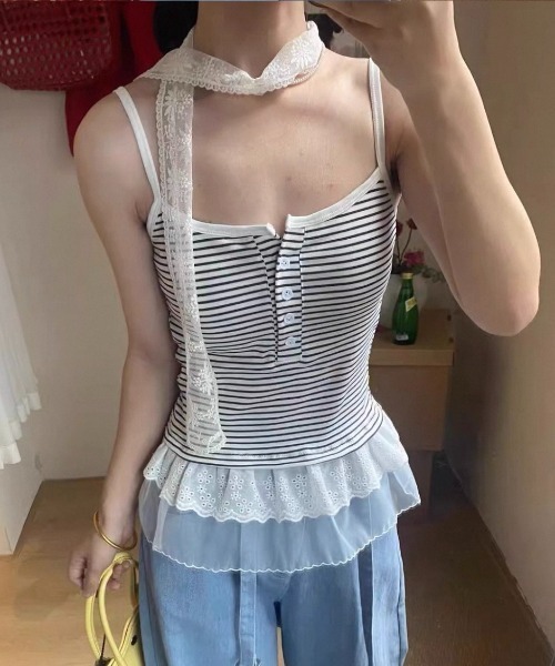 Vipoa(ヴィポア)の「Frill layer button up camisole(キャミソール・レディース・ブラック系その他/ホワイト系その他/ブラック/ホワイト・FREE)」の10枚目の写真