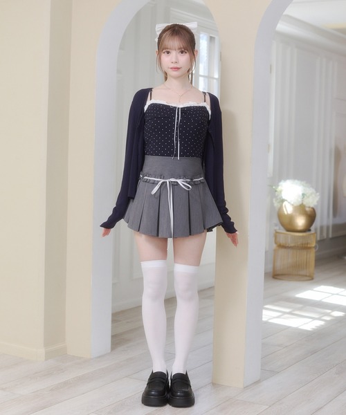 Rmine(アールマイン)の「配色リボン ボックス プリーツ スカート(スカパン付き)(スカート・レディース・ホワイト/ブラック/グレー・MEDIUM)」の8枚目の写真
