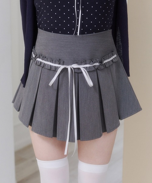 Rmine(アールマイン)の「配色リボン ボックス プリーツ スカート(スカパン付き)(スカート・レディース・ホワイト/ブラック/グレー・MEDIUM)」の5枚目の写真