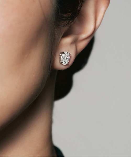 UNITED JEWELS(ユナイテッドジュエルズ)の「Pt900 ラボグロウンダイヤモンド ピアス(オーバル)(ピアス(両耳用)・レディース・プラチナム・FREE)」の3枚目の写真