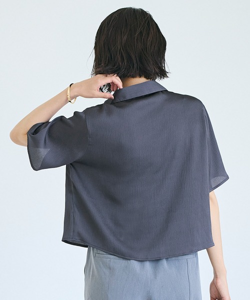 coca(coca)(コカ)の「ライトサッカーサテン半袖シャツ(シャツ/ブラウス・レディース・ネイビー/ライトベージュ・S/M/L)」の12枚目の写真