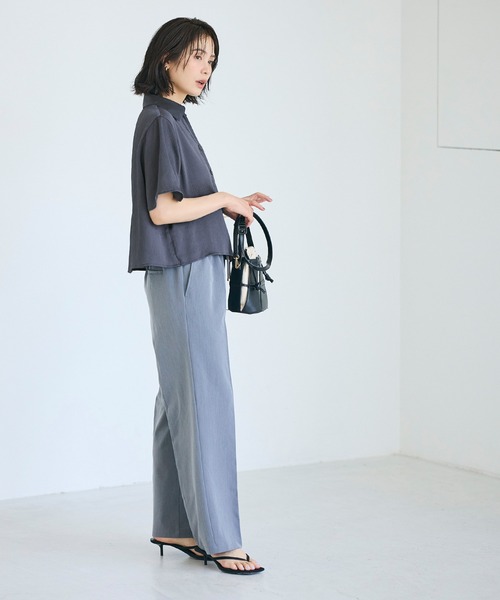 coca(coca)(コカ)の「ライトサッカーサテン半袖シャツ(シャツ/ブラウス・レディース・ネイビー/ライトベージュ・S/M/L)」の14枚目の写真