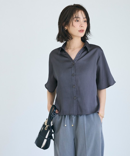 coca(coca)(コカ)の「ライトサッカーサテン半袖シャツ(シャツ/ブラウス・レディース・ネイビー/ライトベージュ・S/M/L)」の15枚目の写真