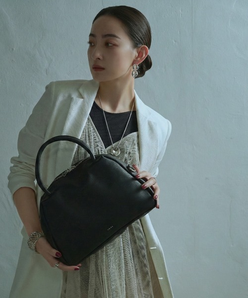 YArKA（ヤーカ）の「【YArKA/ヤーカ】real leather sharp & soft mix nuance boston bag M [sas2] / 直曲線のニュアンスボストンバッグ（ハンドバッグ・メンズ・ブラック・FREE）」の19枚目の写真