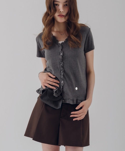 MUHET(ミュエータ)の「2 way synthetic leather mini flap pouch / 2wayシンセティックレザーミニポーチ(ボディバッグ/ウエストポーチ・レディース・ブラウン/ブラック・FREE)」の7枚目の写真