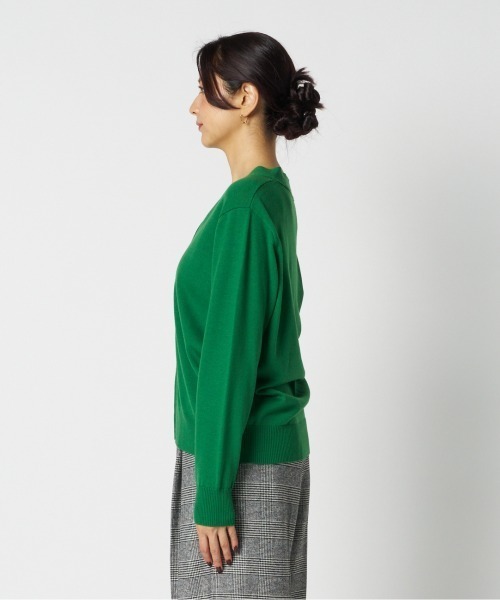 HELIOPOLE(エリオポール)の「<Letroyes> HENRI (V CARDIGAN) / アンリ Vネックカーディガン(ニット/セーター・レディース・アイボリー/ネイビー/グリーン/レッド/ブラウン・1/2)」の14枚目の写真