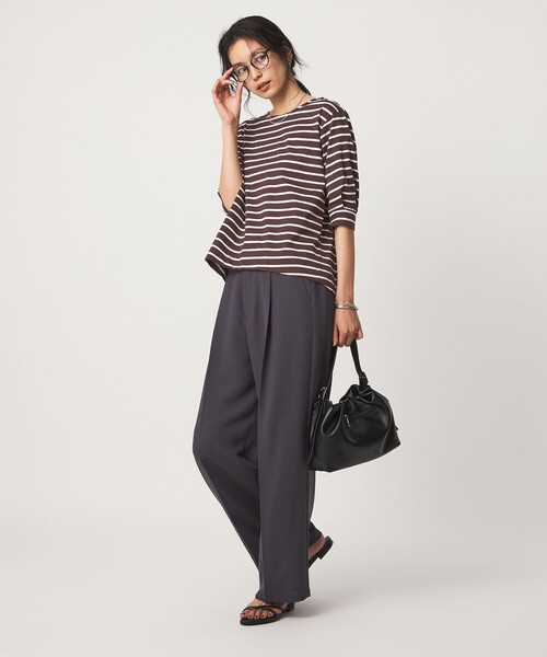 green label relaxing(グリーンレーベルリラクシング)の「フォルム スリーブ ボーダー Tシャツ(Tシャツ/カットソー・レディース・ブラウン系/オフホワイト・FREE)」の5枚目の写真