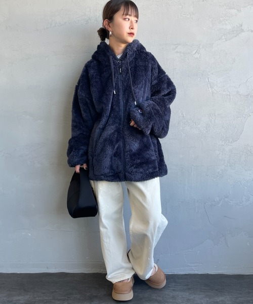 Champion（チャンピオン）の「【WEB先行予約】[Champion/チャンピオン] ボアフリース ジップフードジャケット(WEB限定)（その他アウター・レディース・ネイビー/ブラック・XL/M/L）」の6枚目の写真