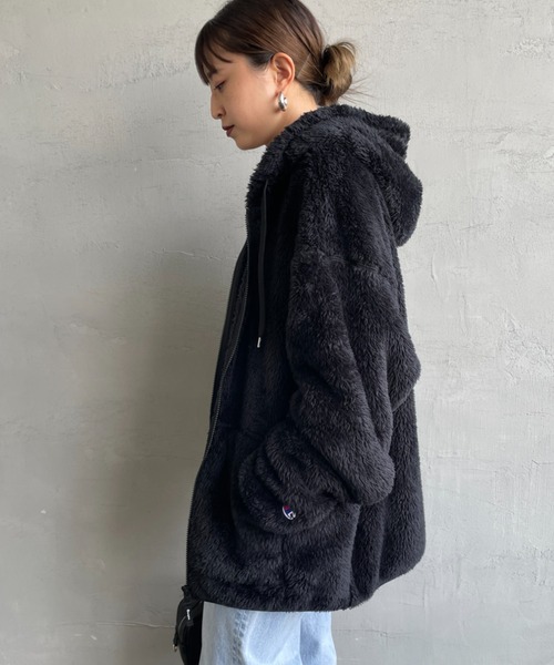 Champion（チャンピオン）の「【WEB先行予約】[Champion/チャンピオン] ボアフリース ジップフードジャケット(WEB限定)（その他アウター・レディース・ネイビー/ブラック・XL/M/L）」の10枚目の写真