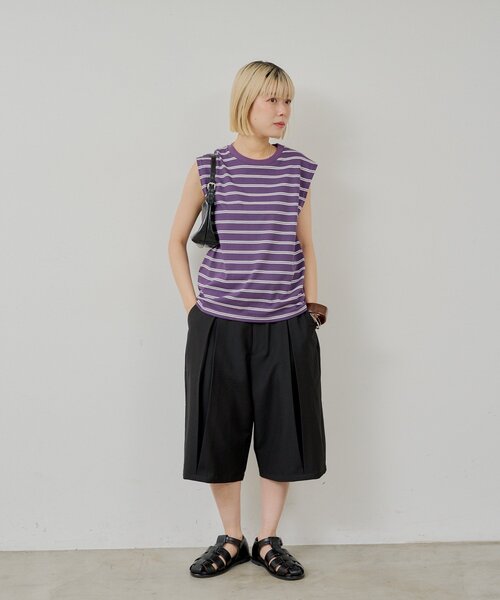 WHIMSIC（ウィムジック）の「【UNISEX/2サイズ展開】ボーダースリーブレスTシャツ（タンクトップ・メンズ・パープル/ブラウン/オフホワイト・2/1）」の3枚目の写真