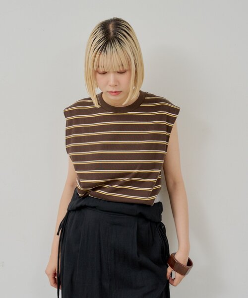 WHIMSIC（ウィムジック）の「【UNISEX/2サイズ展開】ボーダースリーブレスTシャツ（タンクトップ・メンズ・パープル/ブラウン/オフホワイト・2/1）」の22枚目の写真