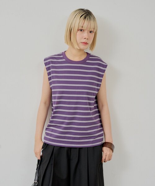 WHIMSIC（ウィムジック）の「【UNISEX/2サイズ展開】ボーダースリーブレスTシャツ（タンクトップ・メンズ・パープル/ブラウン/オフホワイト・2/1）」の10枚目の写真