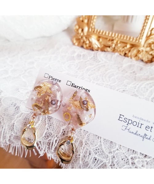 tone(トーン)の「【Espoir et la lune】変形オーバルゴールドチャームのピアス(MA)(ピアス(両耳用)・レディース・ブルー/ブラウン・FREE)」の9枚目の写真