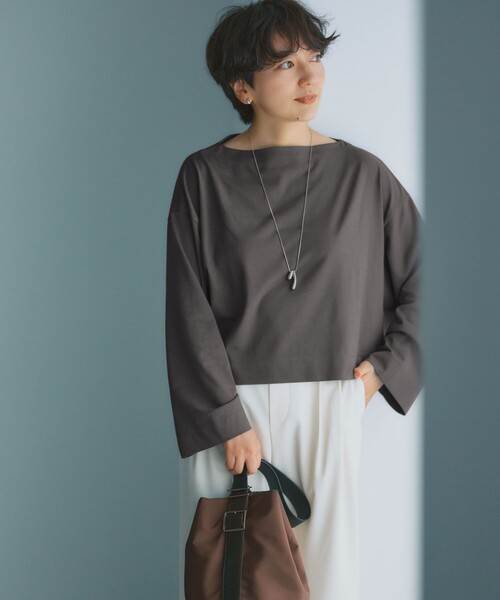 green label relaxing(グリーンレーベルリラクシング)の「<スタイリスト兵藤千尋さんコラボ>クロップド ワイド ロングスリーブ Tシャツ UVカット(Tシャツ/カットソー・レディース・ネイビー/オフホワイト/ダークグレー・FREE)」の3枚目の写真