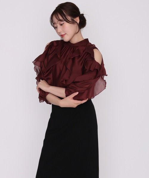 MISCH MASCH(ミッシュマッシュ)の「2026秋冬新作 肩開きラッフルフリルハイネックブラウス(シャツ/ブラウス・レディース・ブラック/ワイン/イエロー・フリ-)」の9枚目の写真