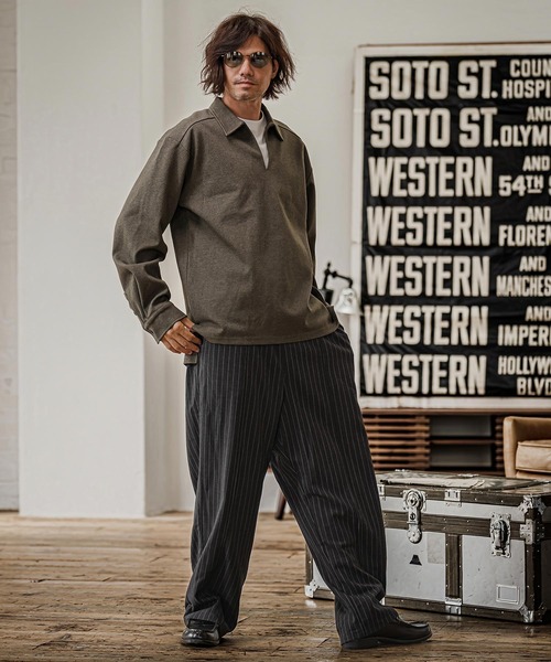 CAMBIO(カンビオ)の「mp15326- Pinstripe Pinched Tuck Wide Straight Pants ワイドストレートパンツ(CAM26AW-025)(その他パンツ・メンズ・ブラック/ネイビー/ブルー・S/M/L)」の13枚目の写真