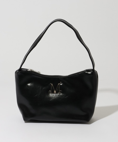 MUCENT(ムセント)の「【MUCENT/ムセント】MORIN METAL LOGO COMPACT SHOULDER BAG UNISEX/モリン メタル ロゴ コンパクト ショルダーバッグ ユニセックス(ショルダーバッグ・レディース・ブラック・FREE)」の3枚目の写真