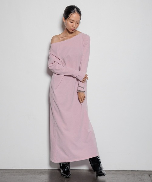 HEREIAM(ヘレイアム)の「【HEREIAM】ムースモールオフショルワンピース(ワンピース・レディース・ライトピンク/チャコール・SMALL/MEDIUM)」の2枚目の写真